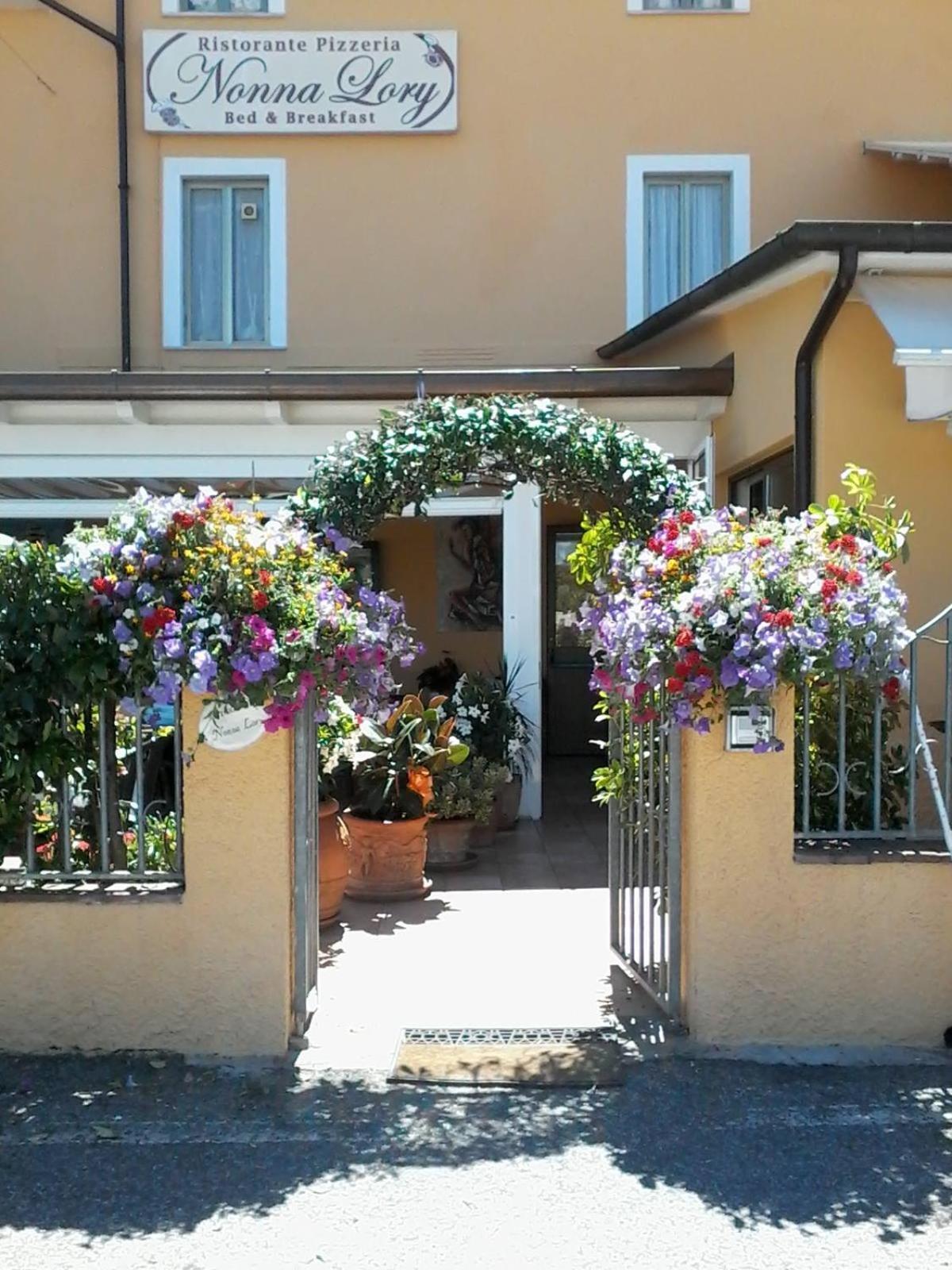 Nonna Lory Bed & Breakfast ปิเอตราซานตา ภายนอก รูปภาพ